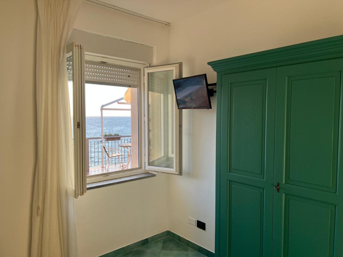 B&B Residence Eco Del Mare 팔리누로 외부 사진