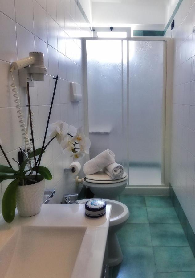 B&B Residence Eco Del Mare 팔리누로 외부 사진